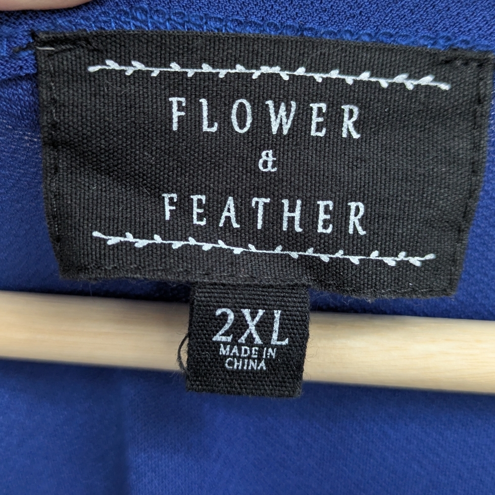 Flower & Feather Cobalt Blue Lace Puff Sleeve Top - Picture 2 of 5
